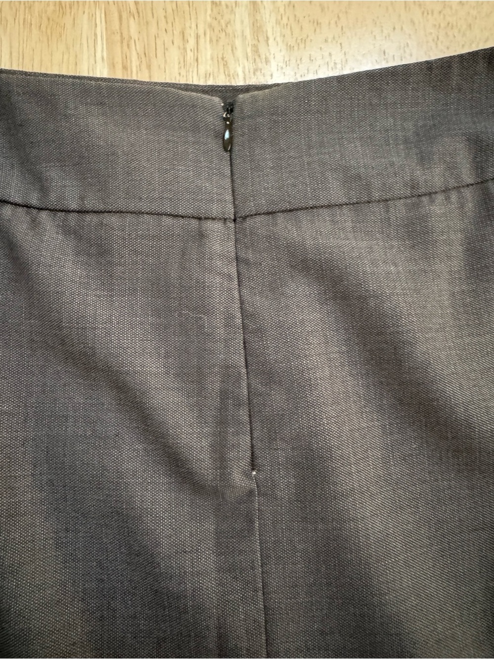 New York & Company Charcoal Gray Pencil Skirt Size 12 Office Chic Minimalist - Picture 3 of 7
